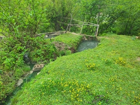 Les deux bassins où nous pouvons nous baigner. L'eau est très chaude.